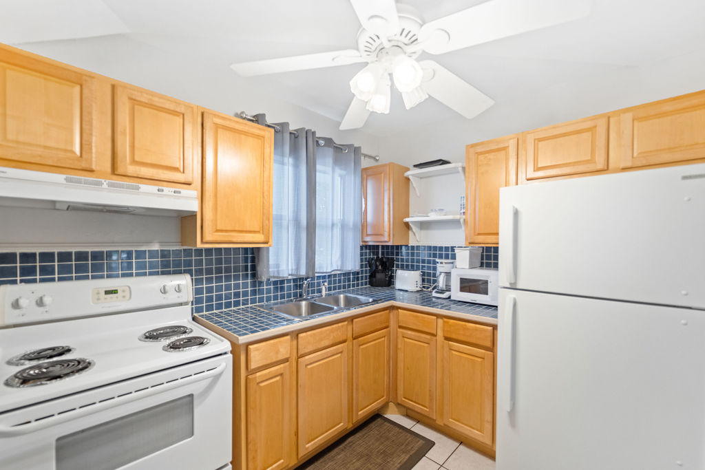 ignite-transitional-living-kitchen-3.jpg